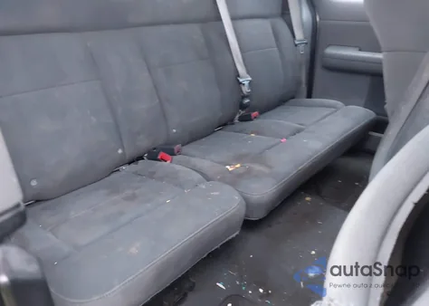 2004 Ford F-150 Stx/Xl/Xlt из США, поврежденный, VIN 1FTRX12WX4FA28000